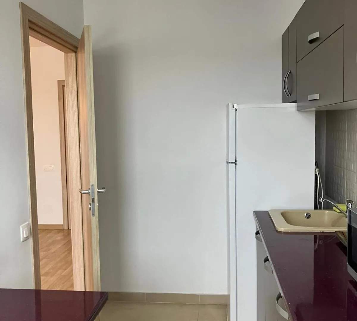 Bucuresti City Studio 0*, Bucharest Romania